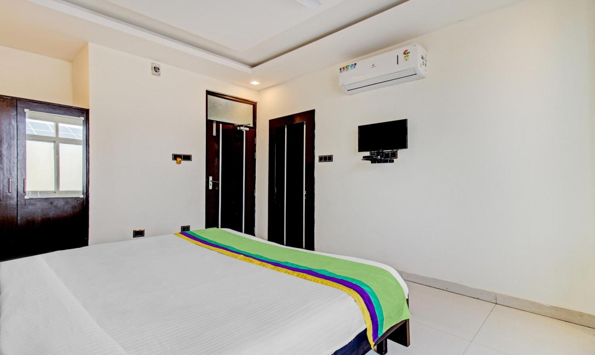 Treebo Silver Grand New Agreement Lucknow Eksteriør billede