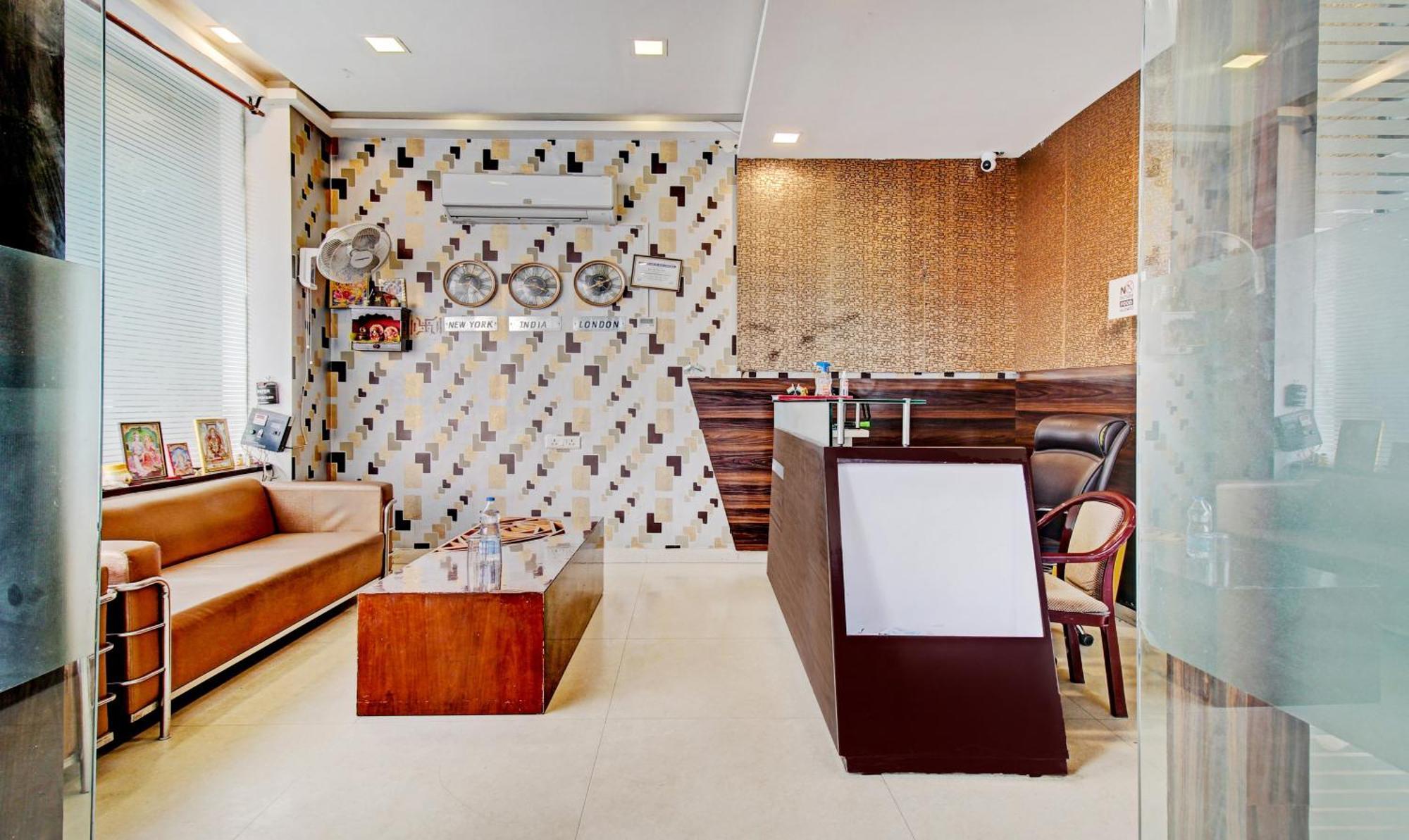 Treebo Silver Grand New Agreement Lucknow Eksteriør billede
